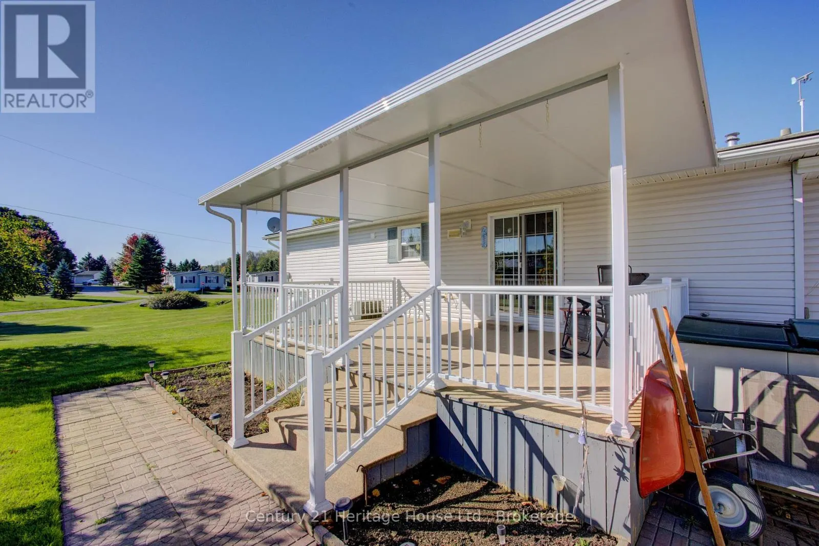 56-6612 MINTO LINE 12 ROAD