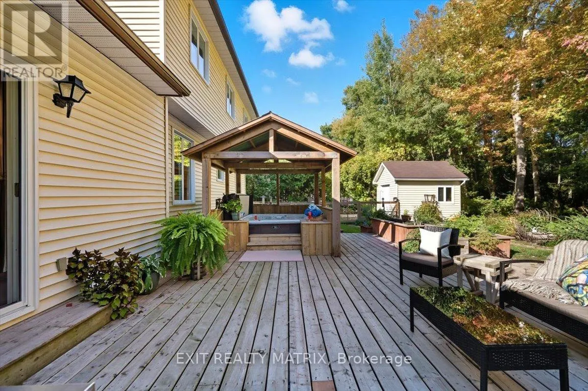 159 DUNLOP CRESCENT