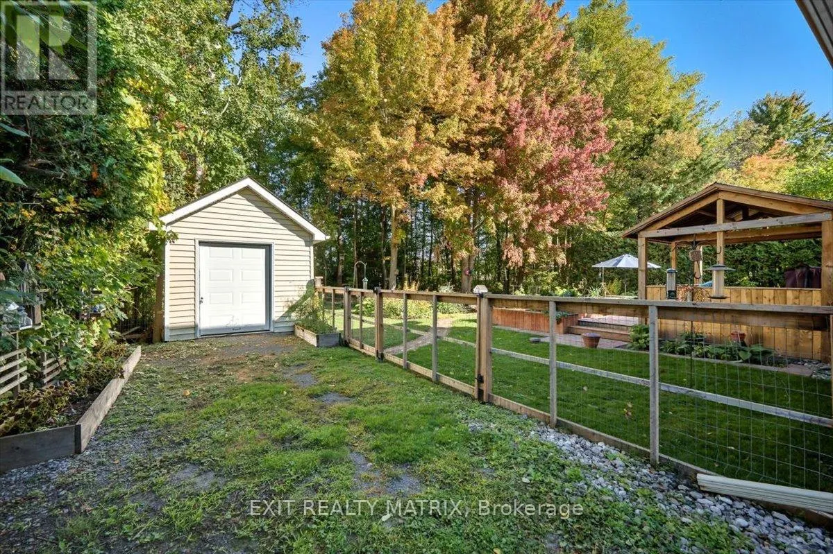 159 DUNLOP CRESCENT