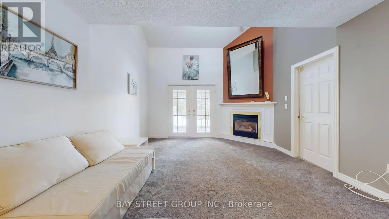 34 - 810 GOLF LINKS ROAD