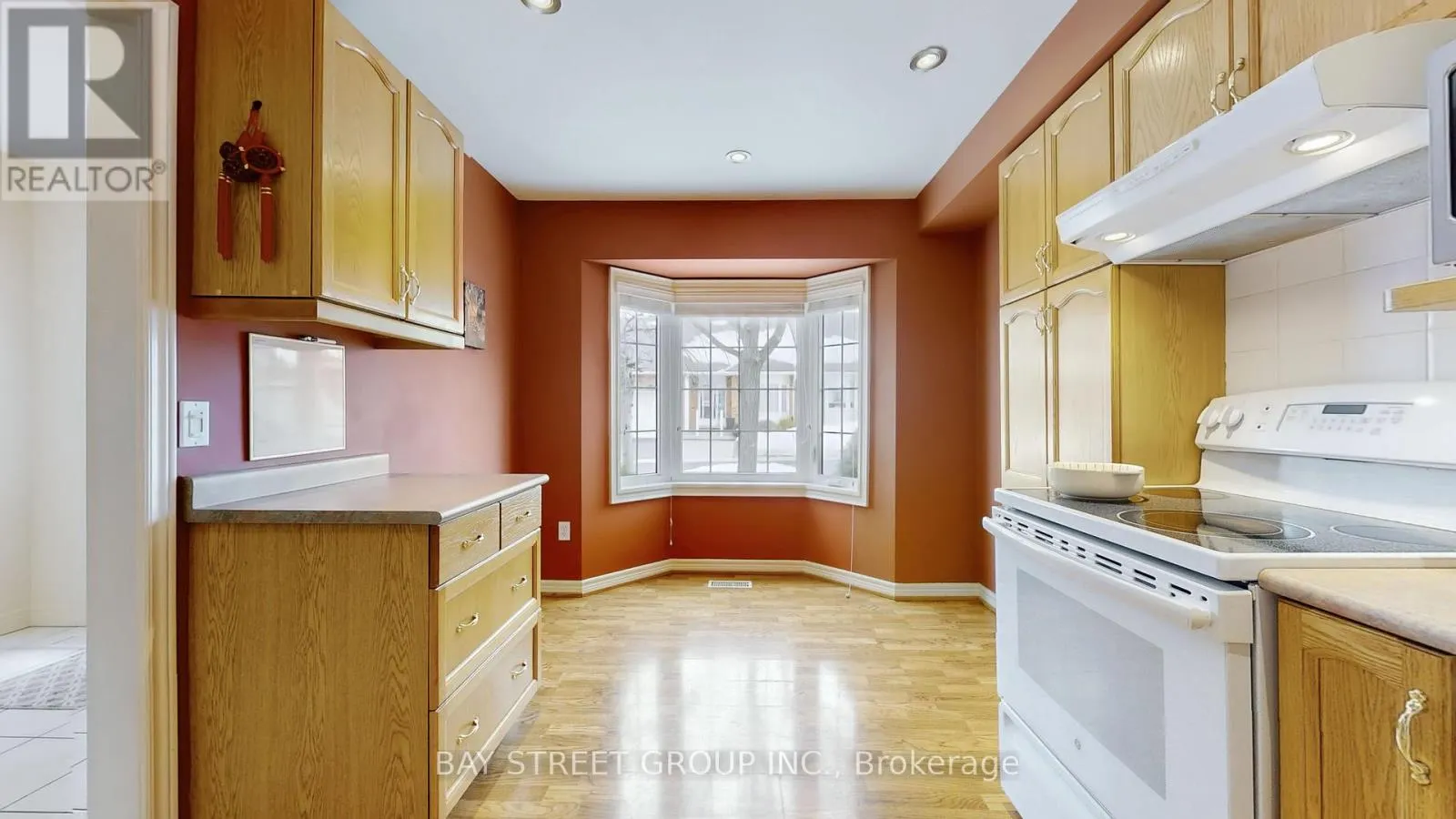 34 - 810 GOLF LINKS ROAD