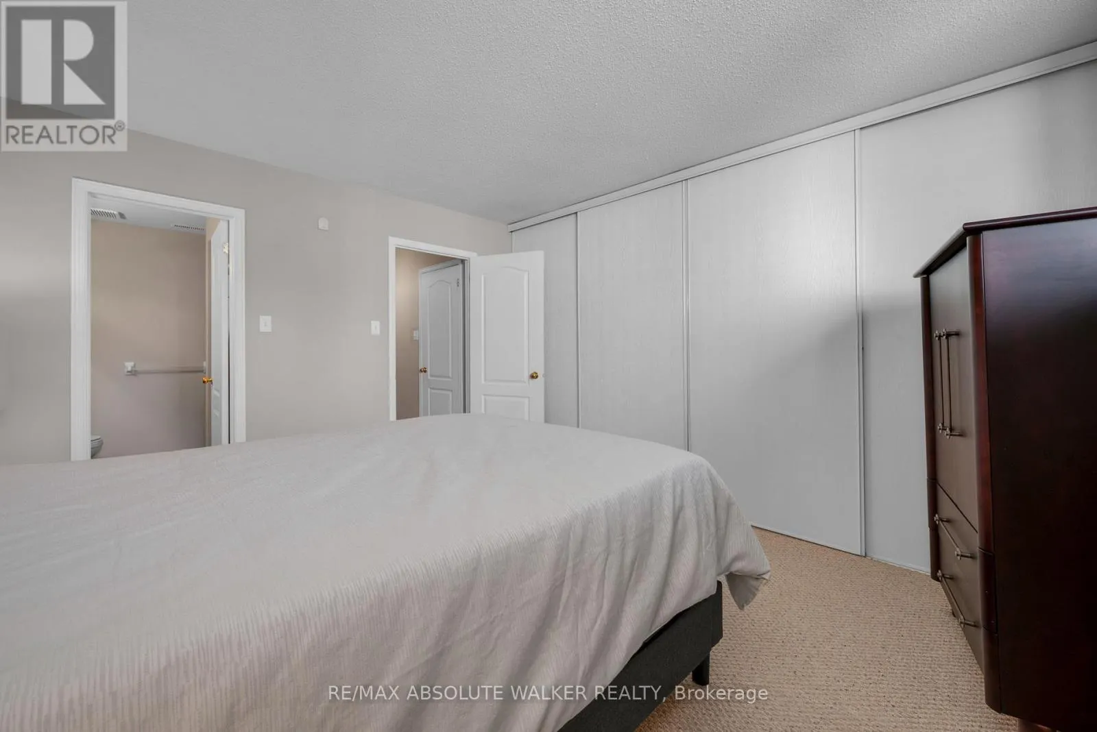 1647 LOCKSLEY LANE