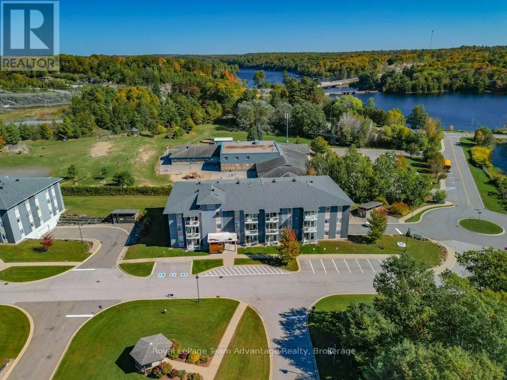 203 - 20A SILVER BIRCH COURT, #203