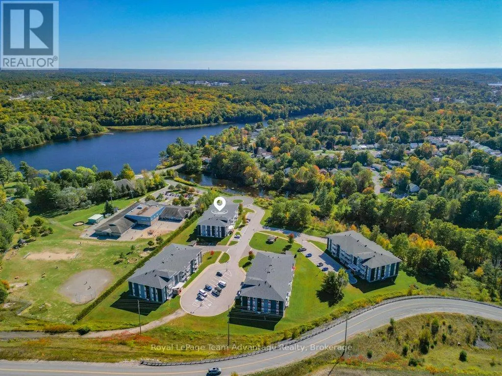 203 - 20A SILVER BIRCH COURT, #203