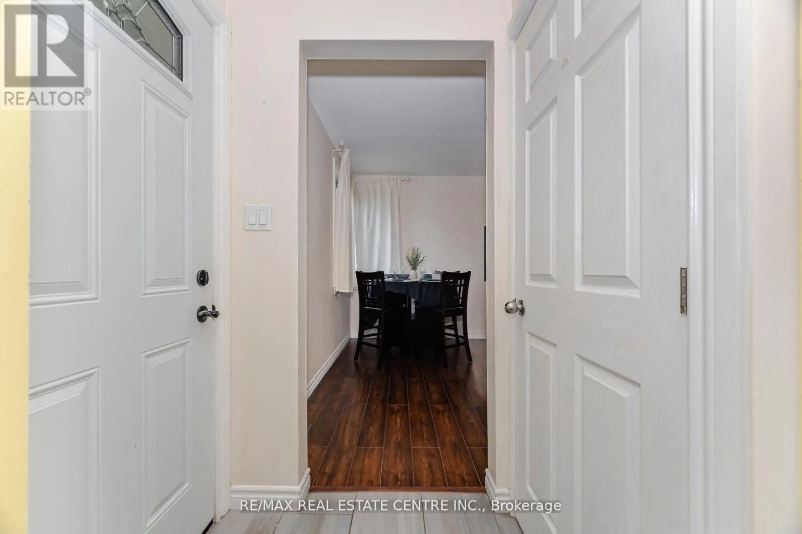 19 SENECA DRIVE