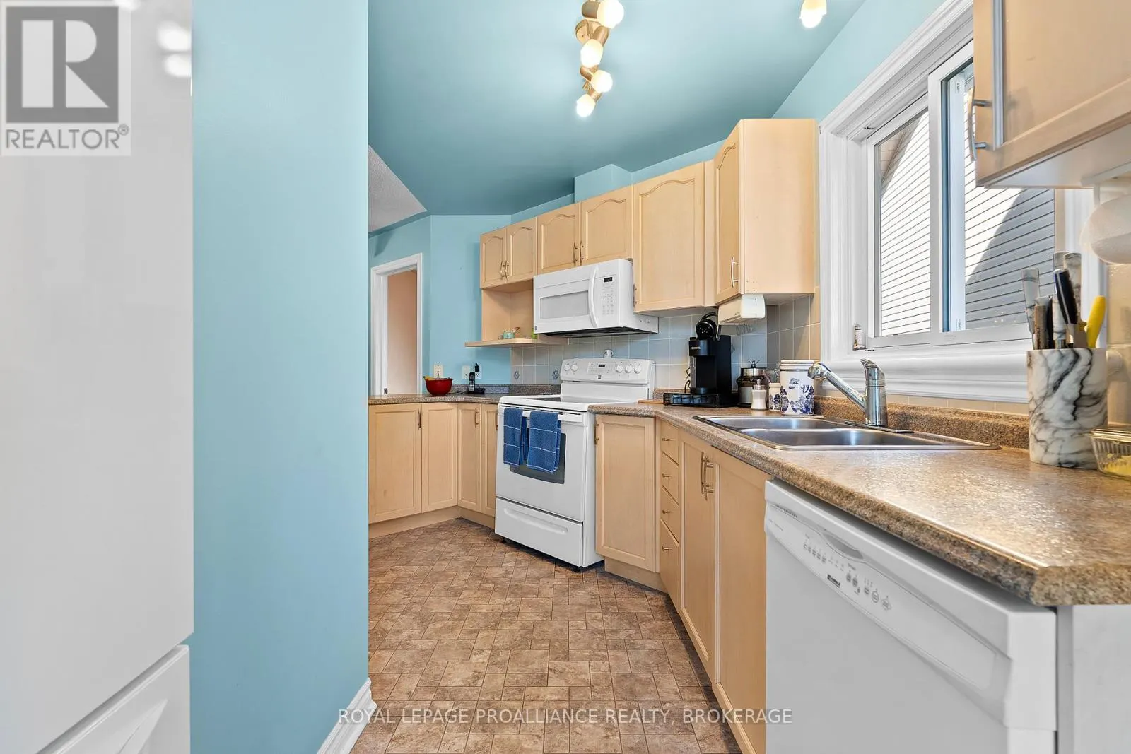 781 SHIRES WAY