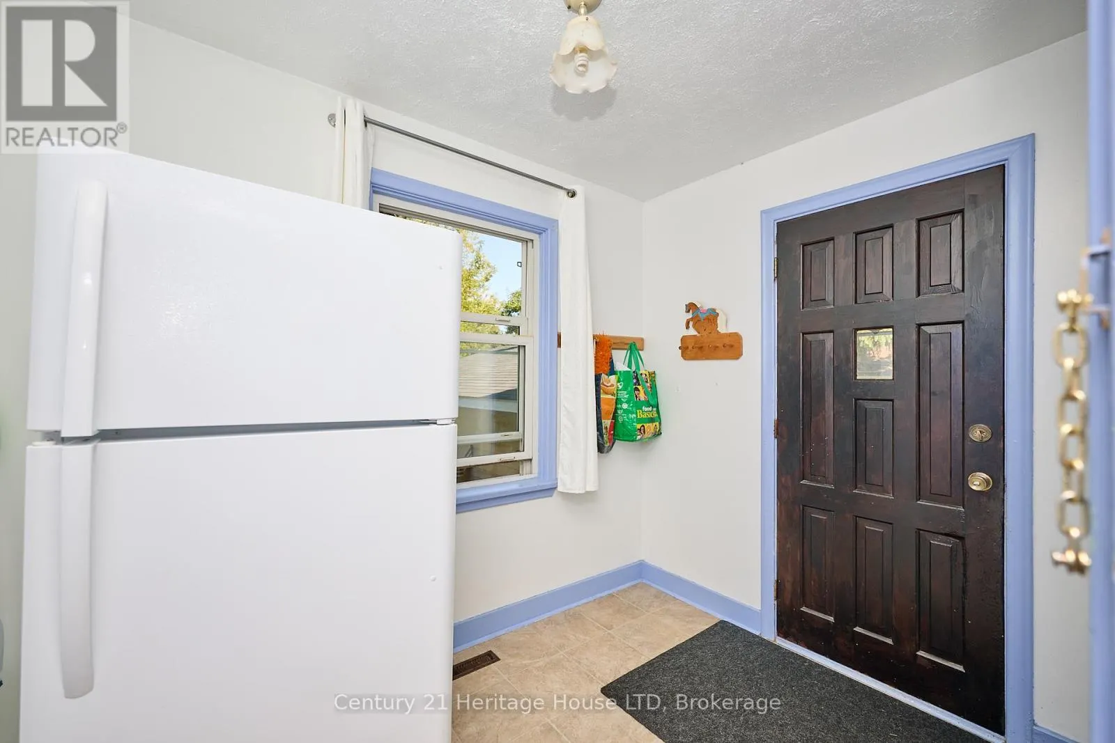 6281 BURDETTE DRIVE