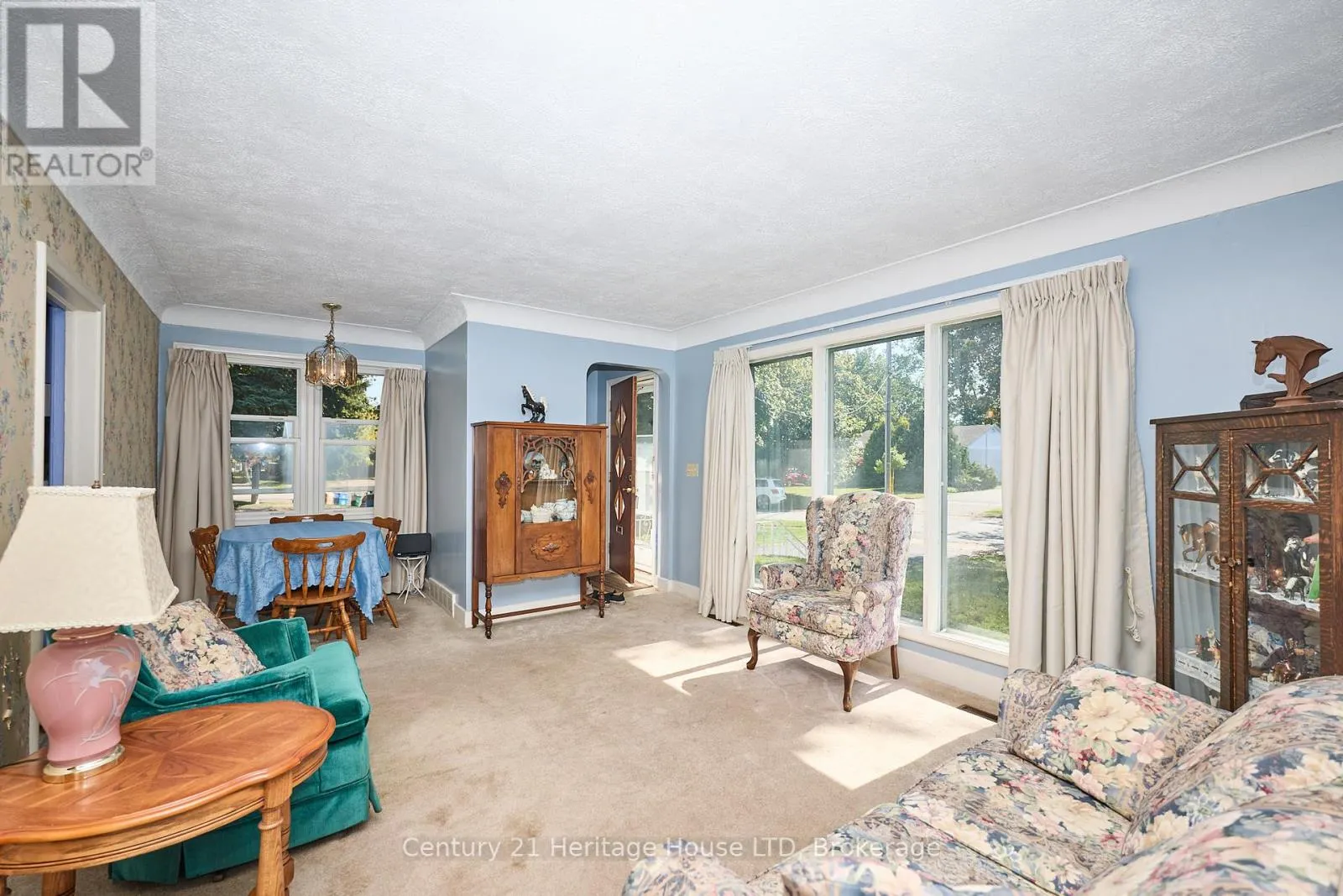 6281 BURDETTE DRIVE