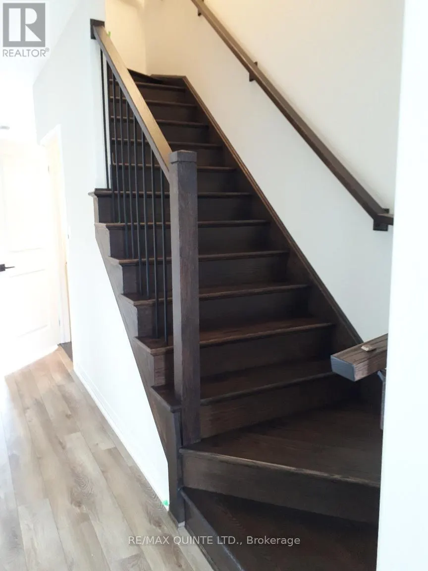 10 - 80 MARSH AVENUE, #10