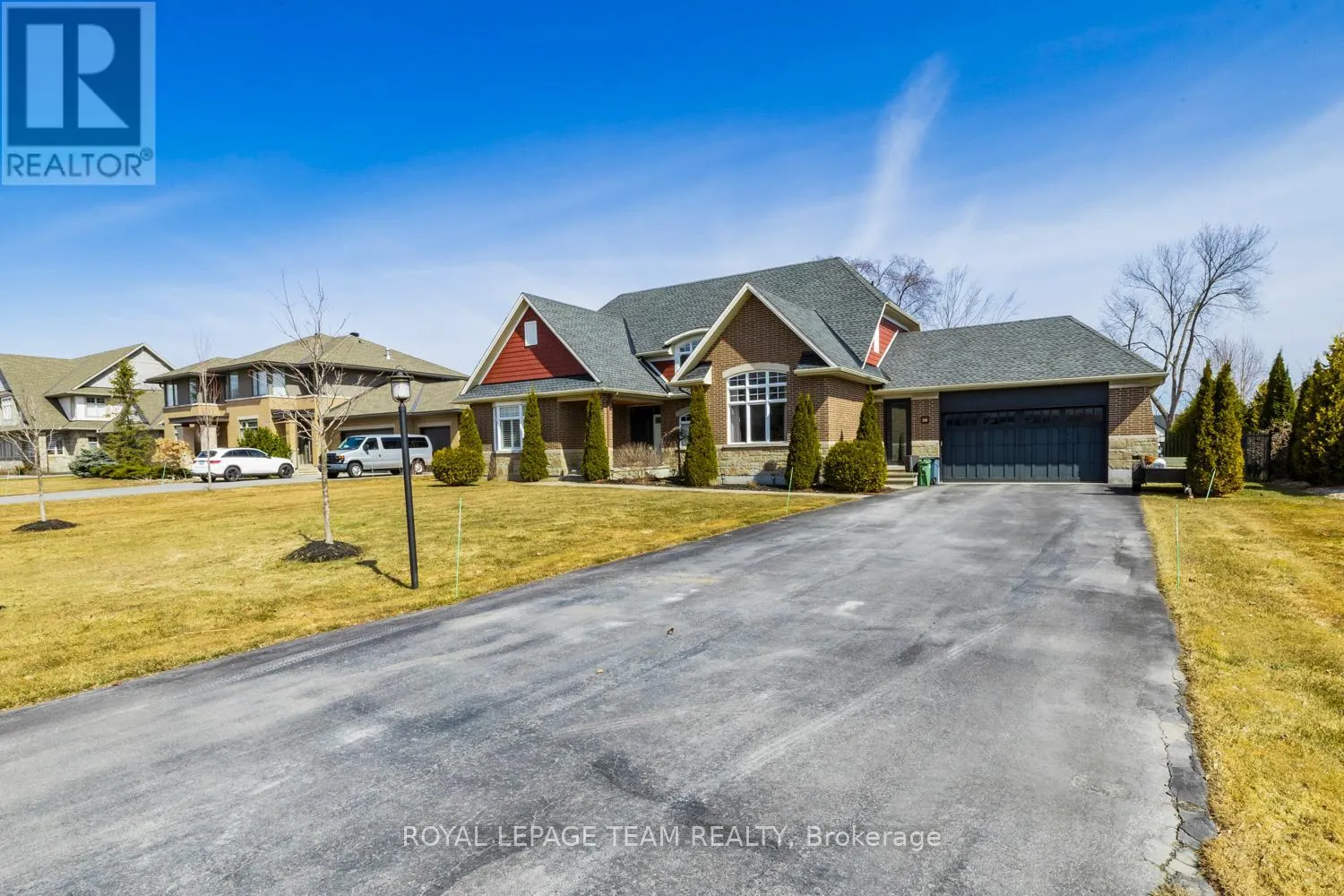 213 CABRELLE PLACE E