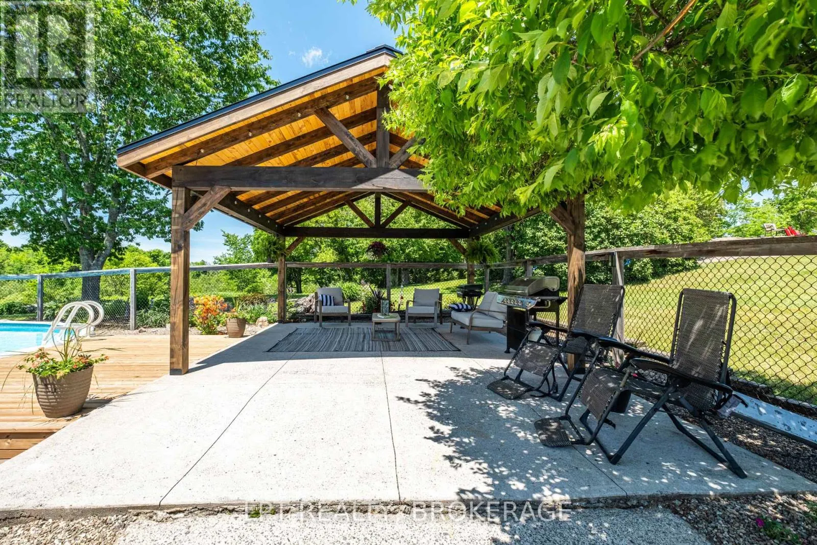 1758 FORTY FOOT ROAD
