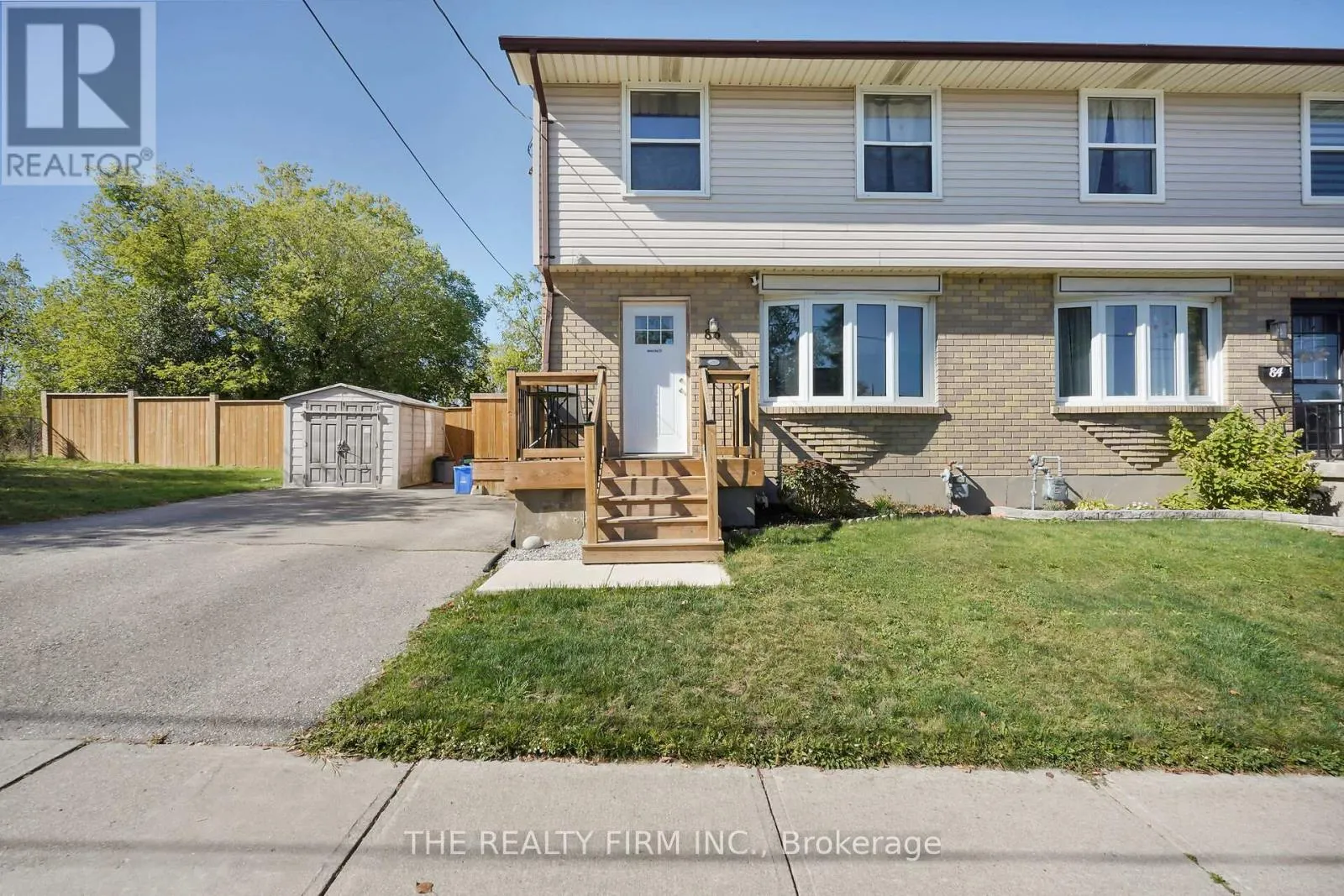 86 MACKAY AVENUE