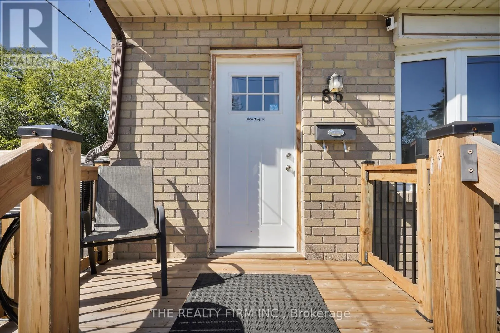 86 MACKAY AVENUE