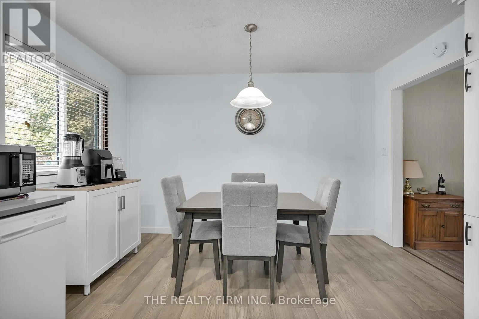 86 MACKAY AVENUE