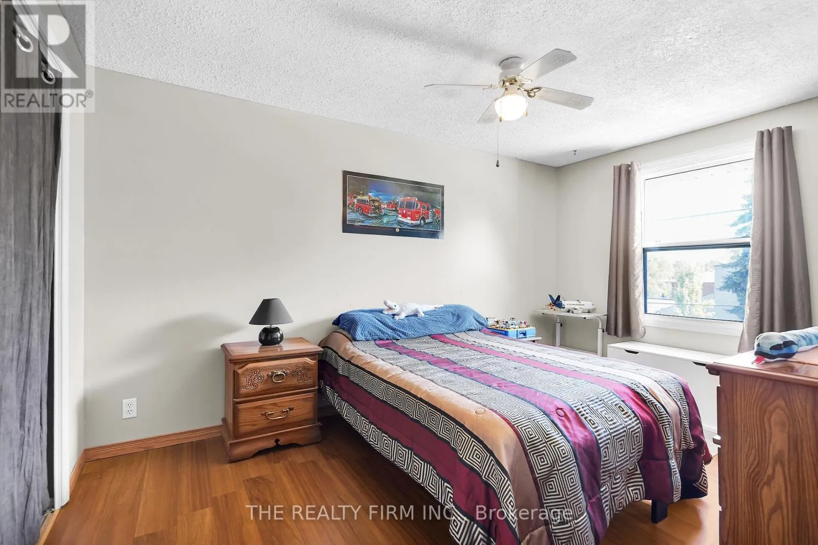 86 MACKAY AVENUE
