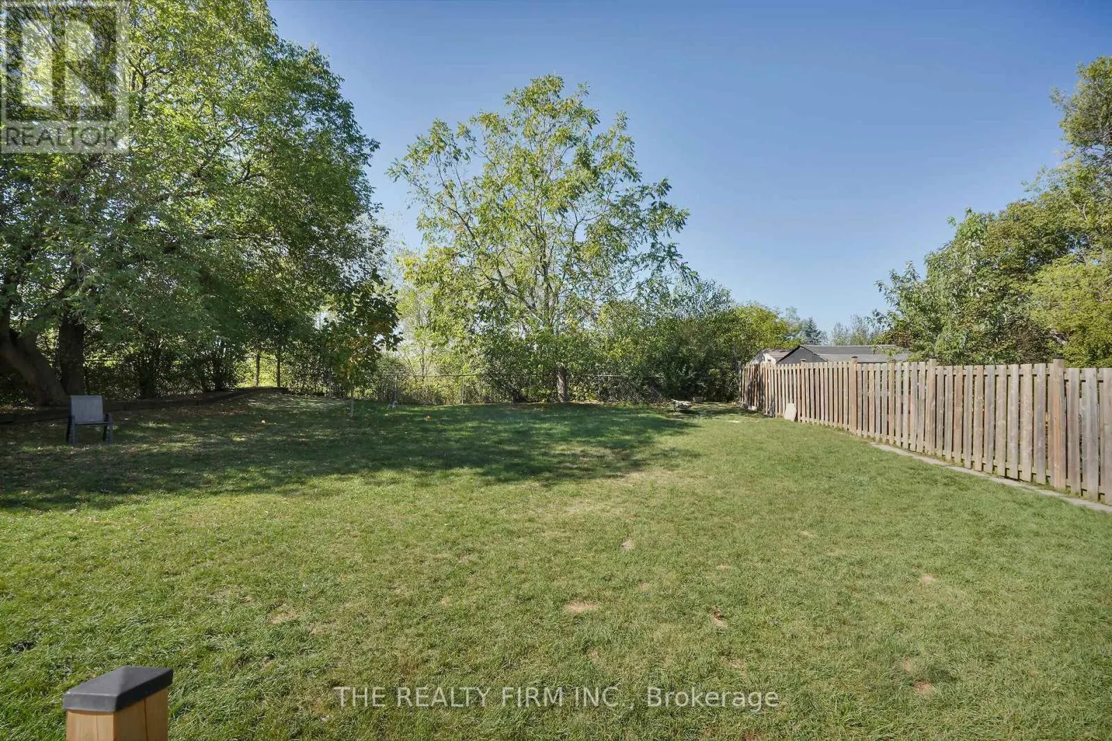 86 MACKAY AVENUE