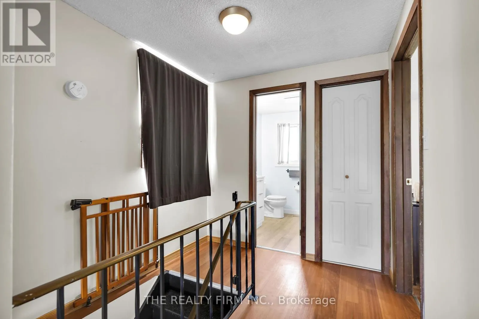 86 MACKAY AVENUE