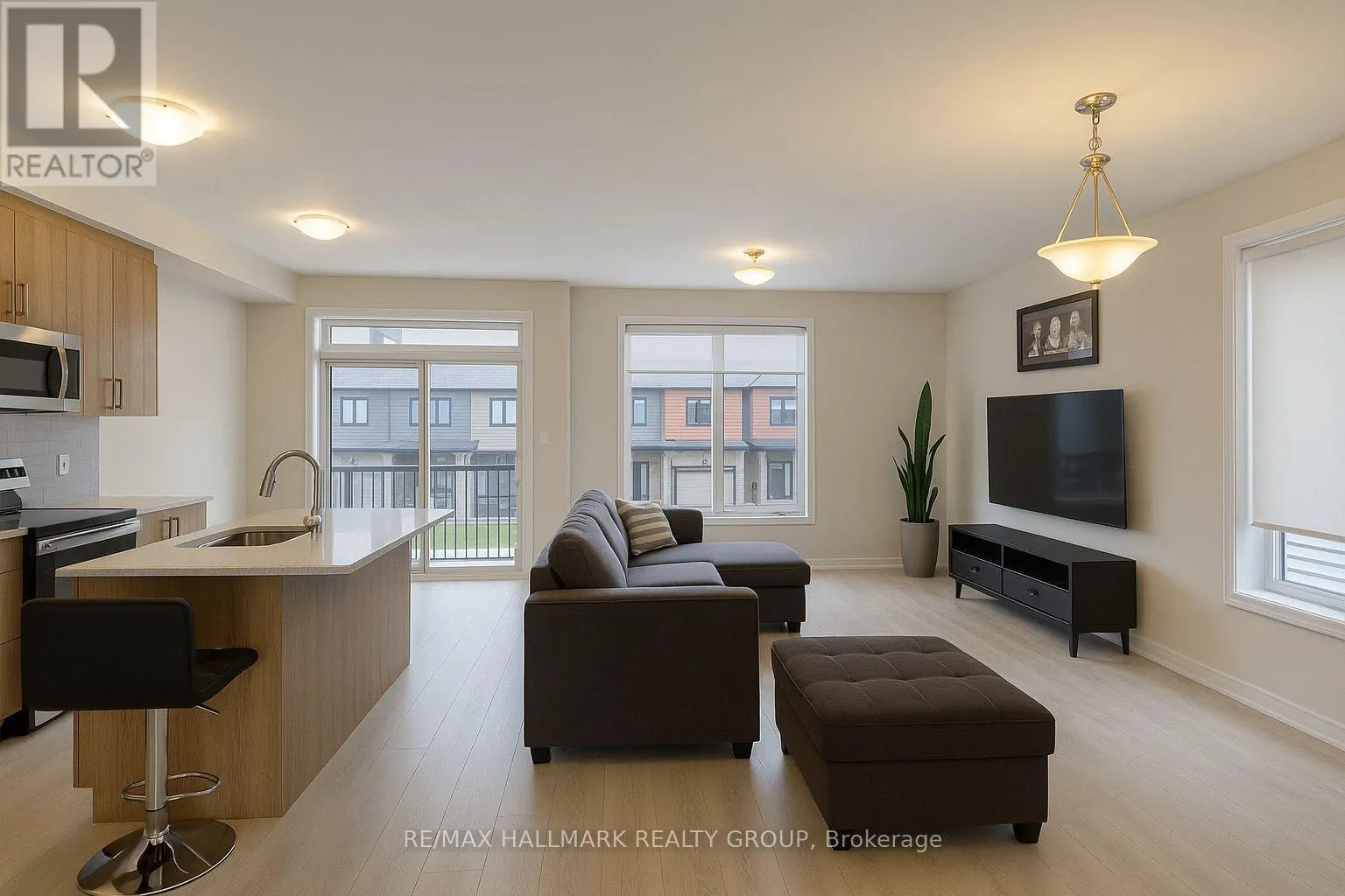 348 RAHEEN COURT OTTAWA CIRCUIT