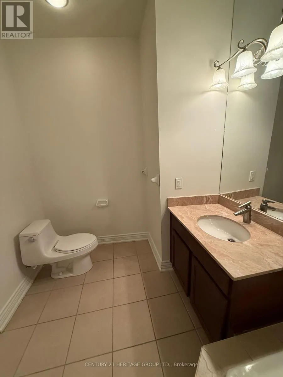 305 - 1225 RIVERSIDE DRIVE W