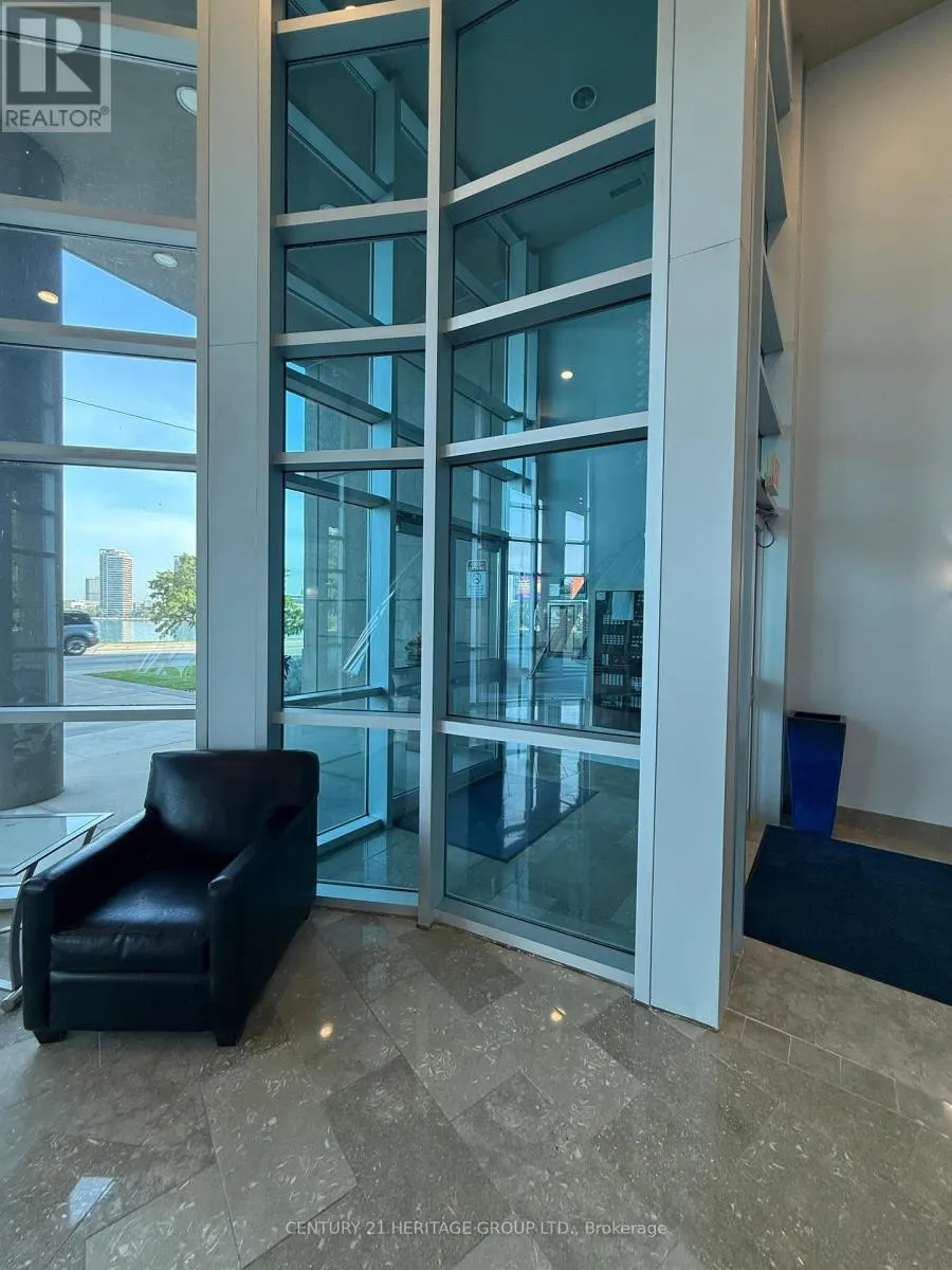 305 - 1225 RIVERSIDE DRIVE W