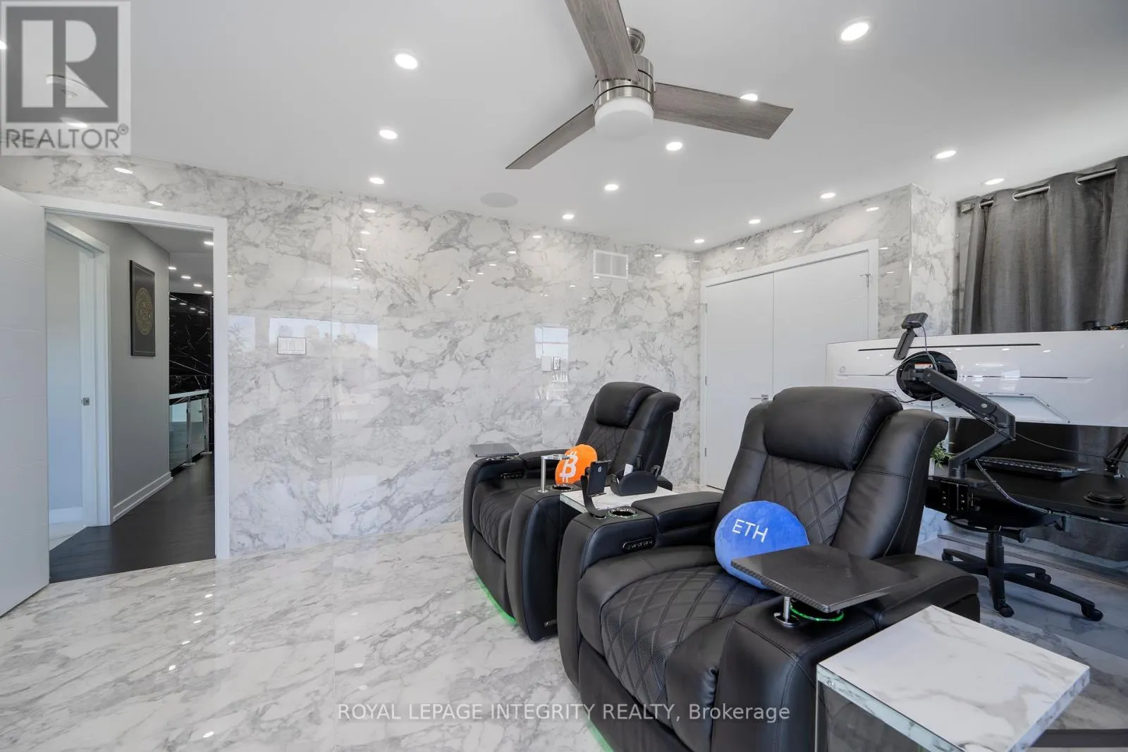 232 CONDADO CRESCENT