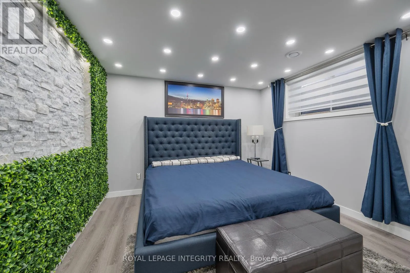 232 CONDADO CRESCENT