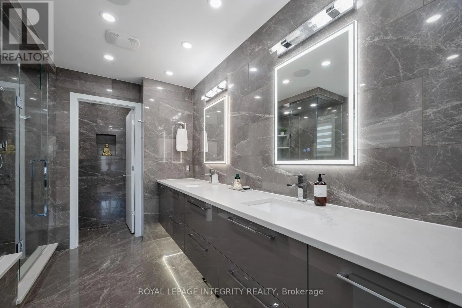 232 CONDADO CRESCENT