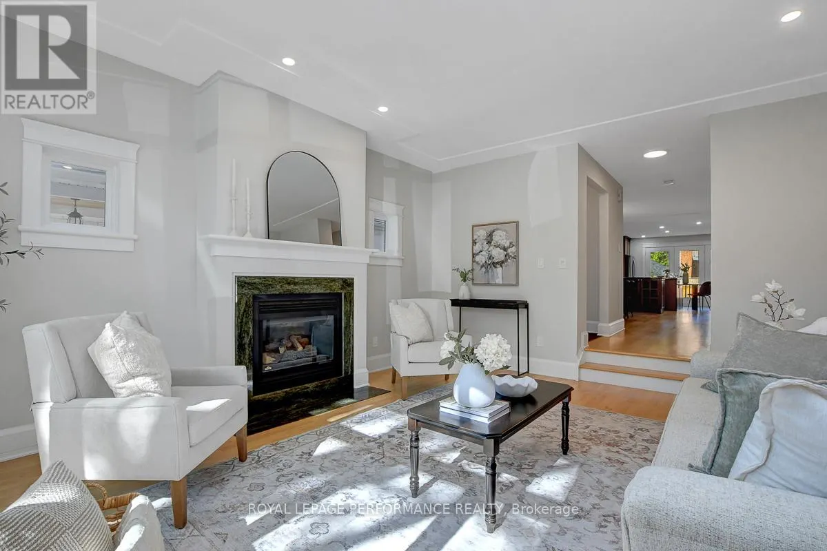 259 SECOND AVENUE