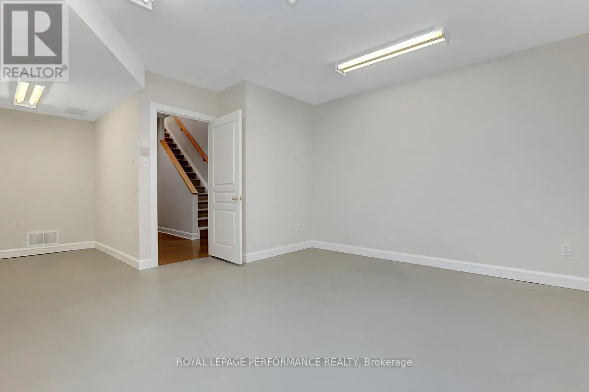 259 SECOND AVENUE
