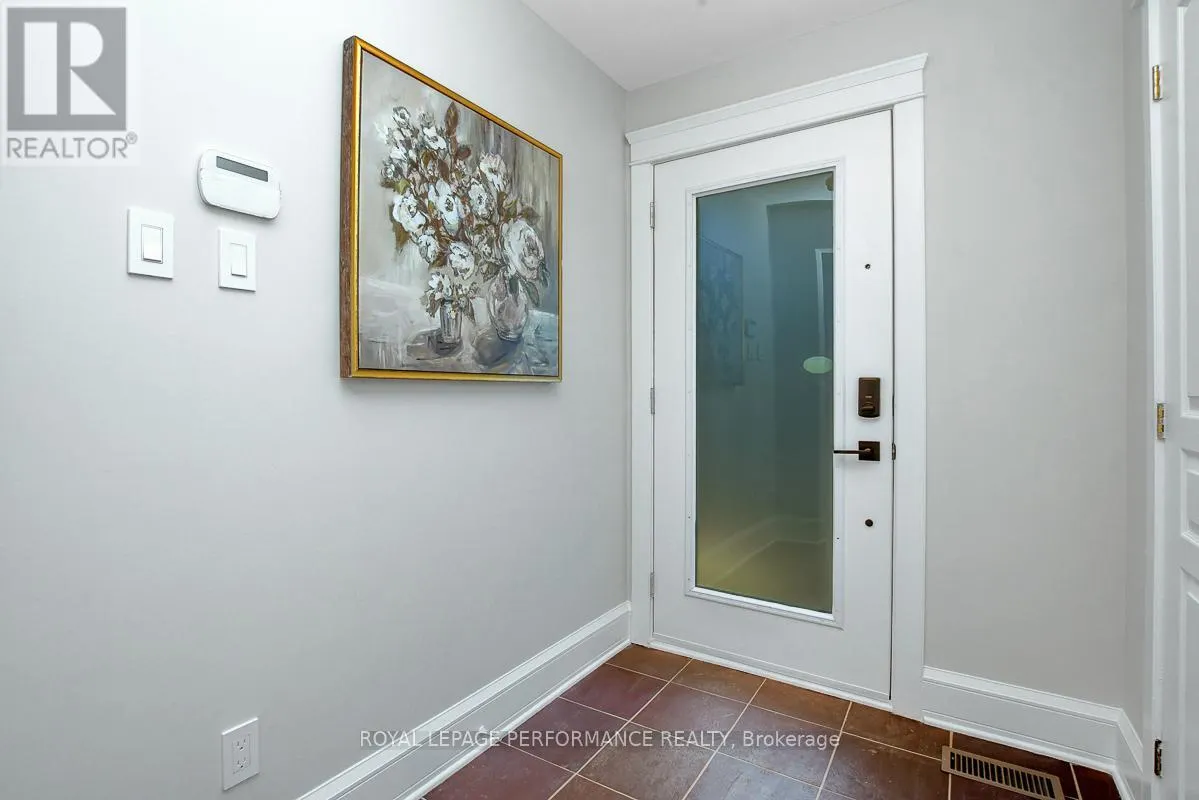 259 SECOND AVENUE