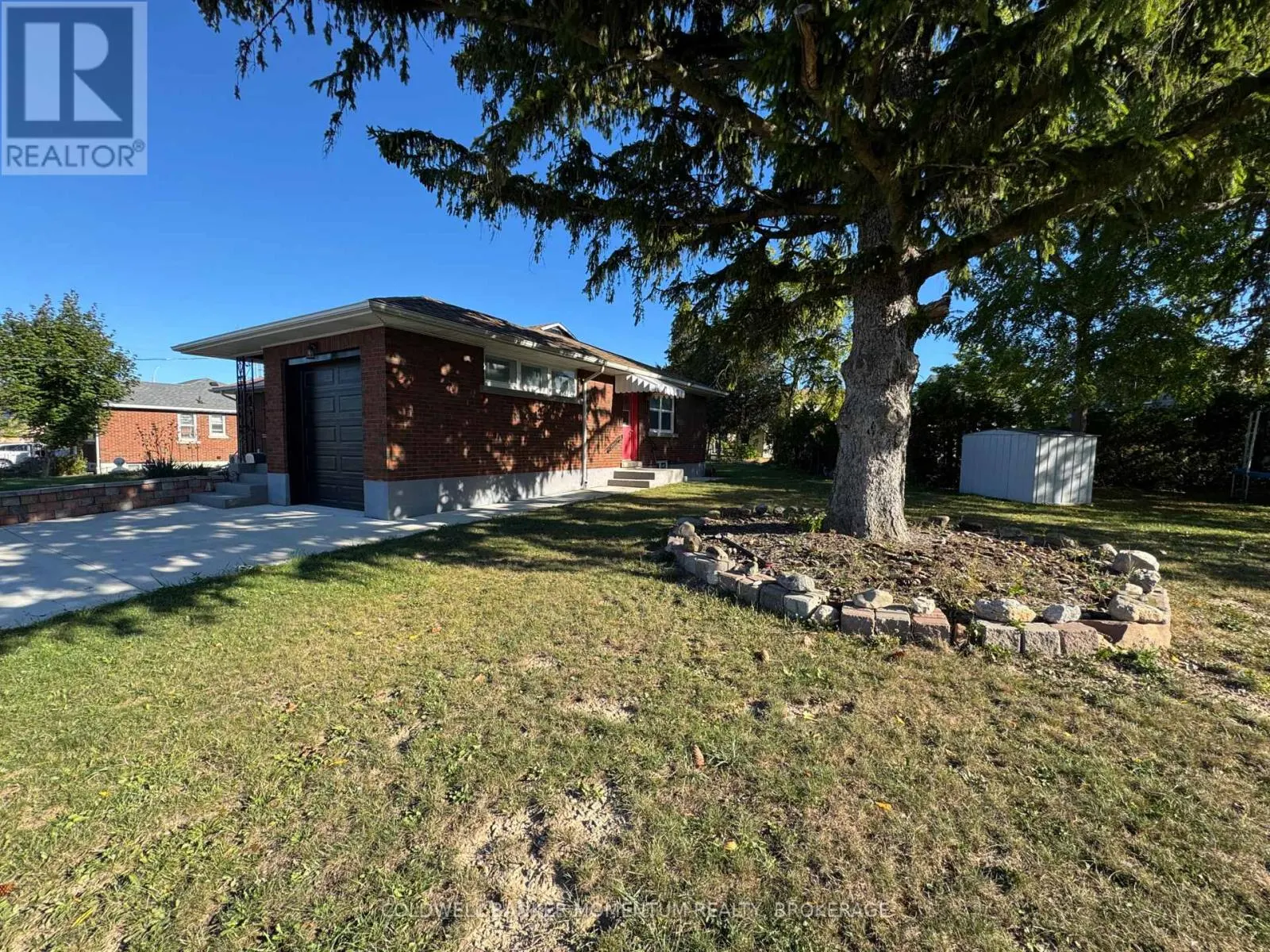 2 FOLEY CRESCENT