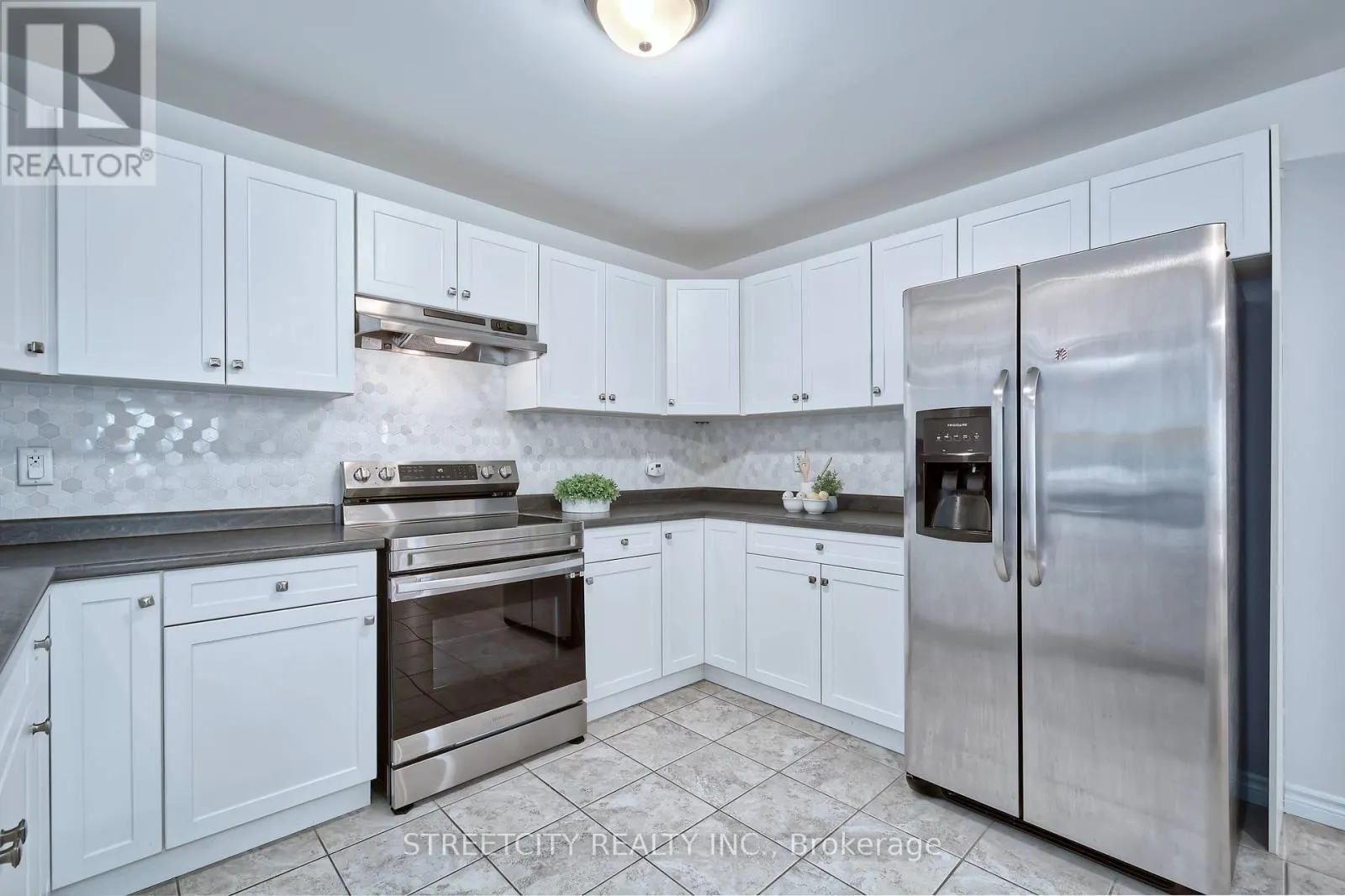 1966 FOXRIDGE CRESCENT