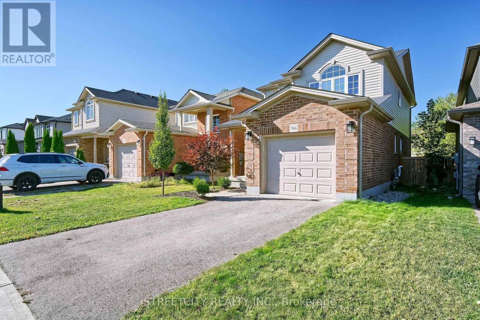 1966 FOXRIDGE CRESCENT