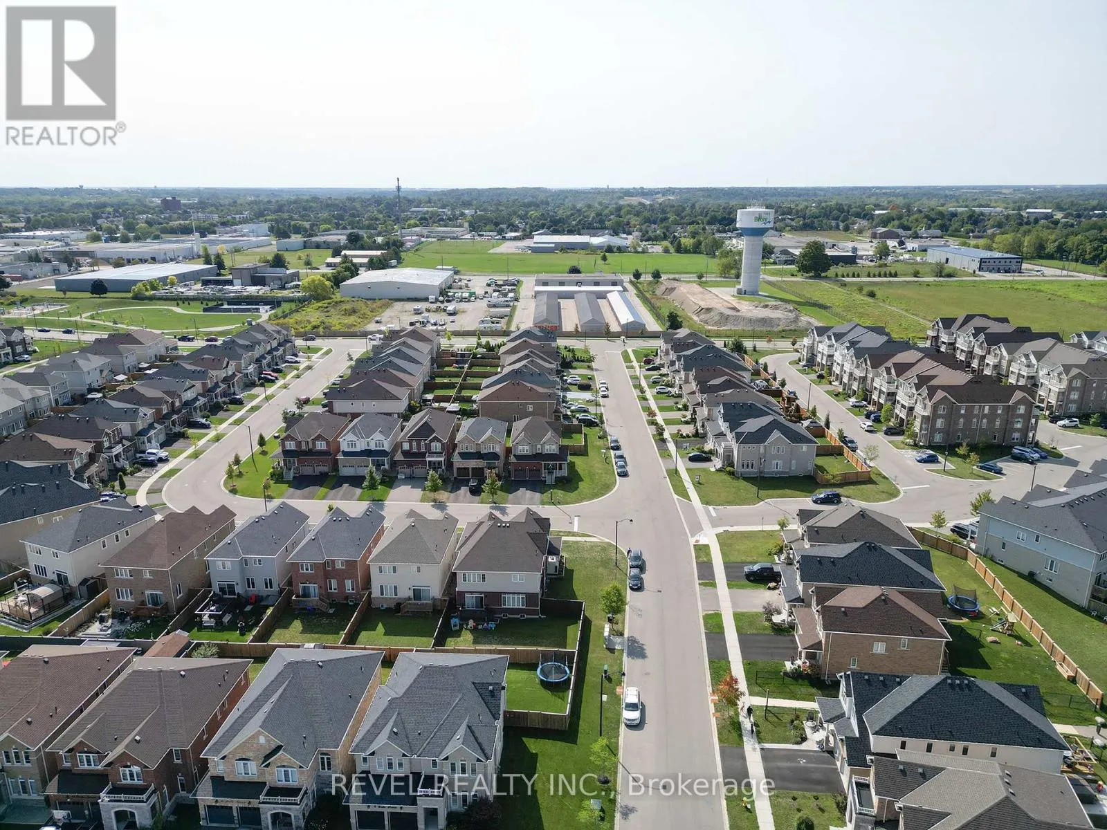 2 ATTLEBERY CRESCENT