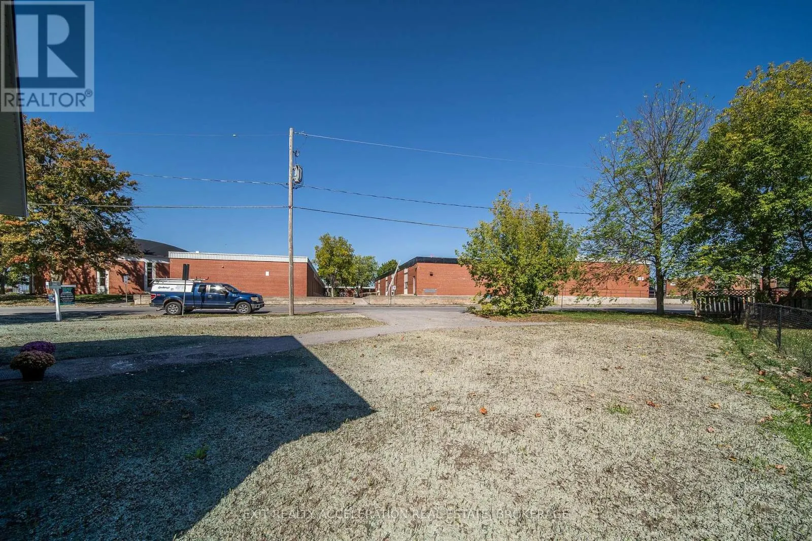 213 BELLEVILLE ROAD