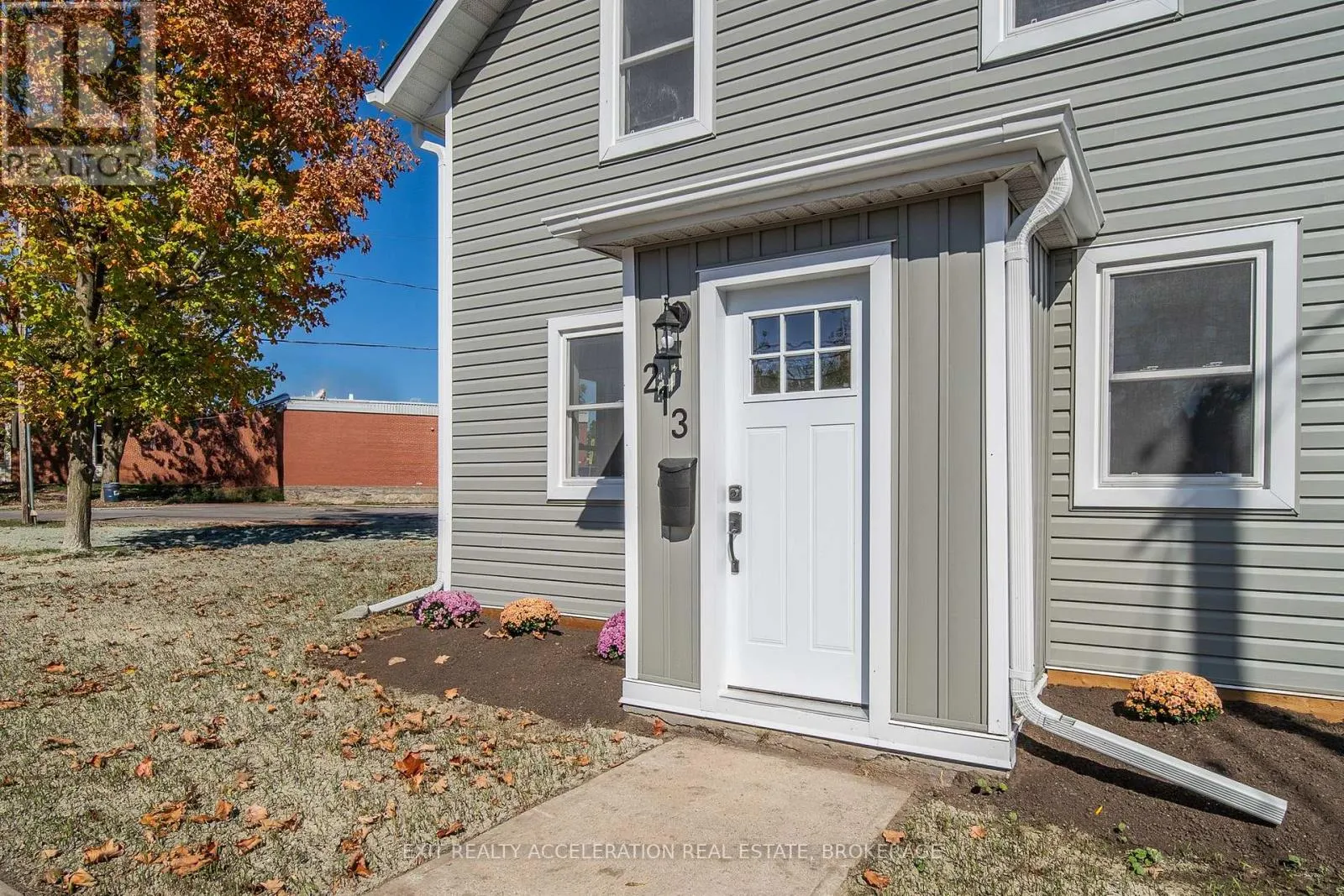 213 BELLEVILLE ROAD