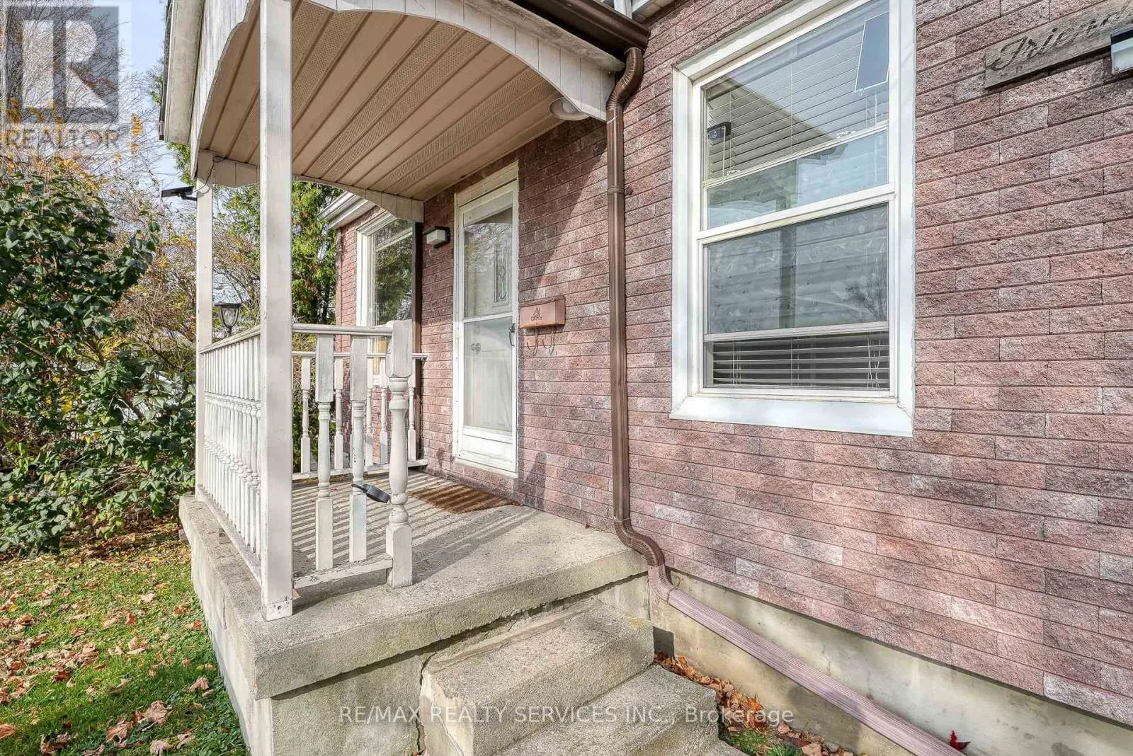 24 NORLAN AVENUE