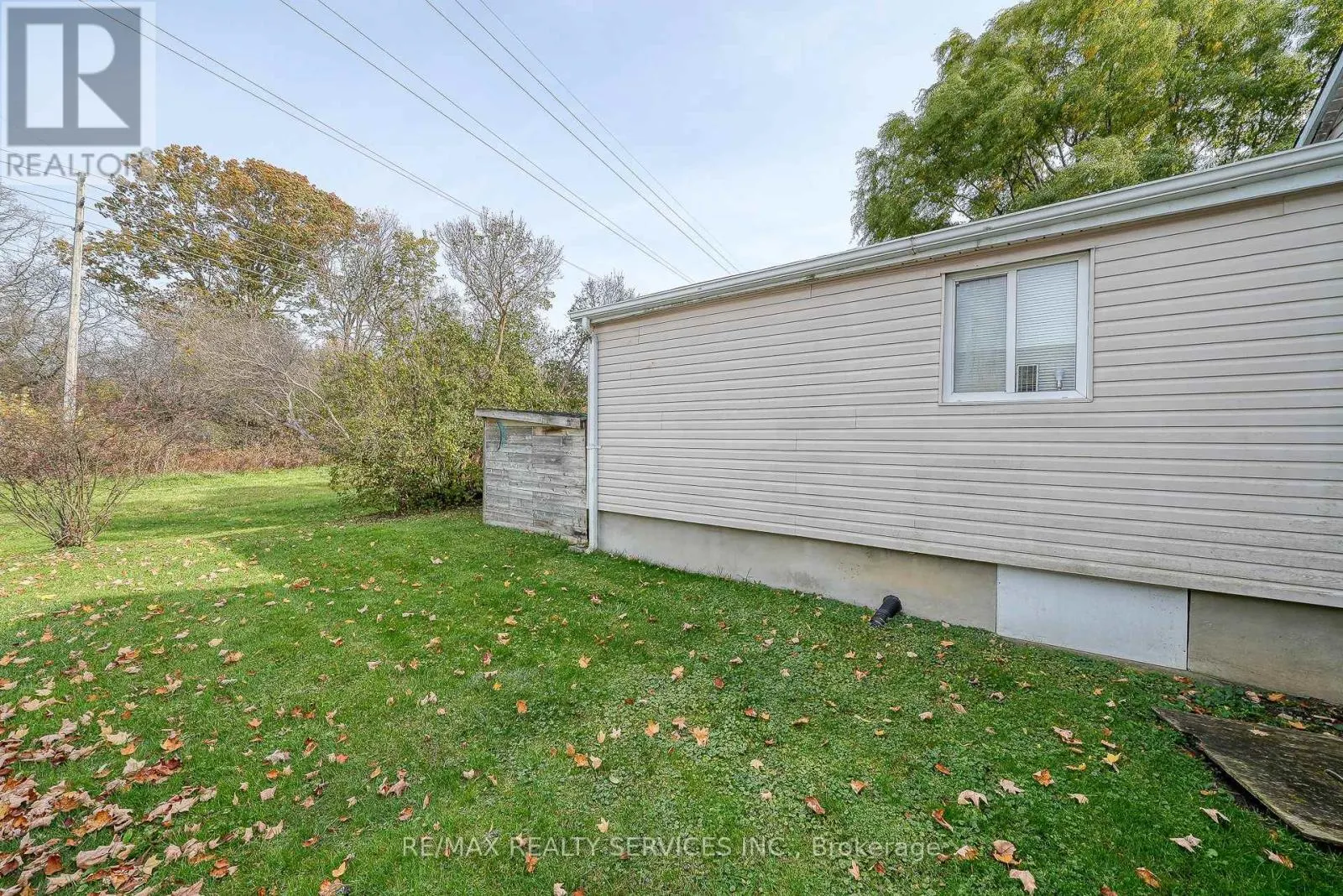 24 NORLAN AVENUE