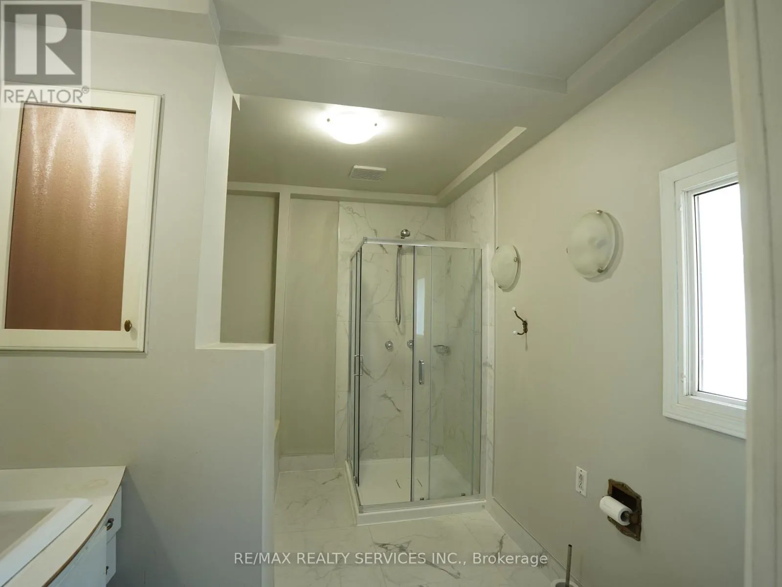 24 NORLAN AVENUE