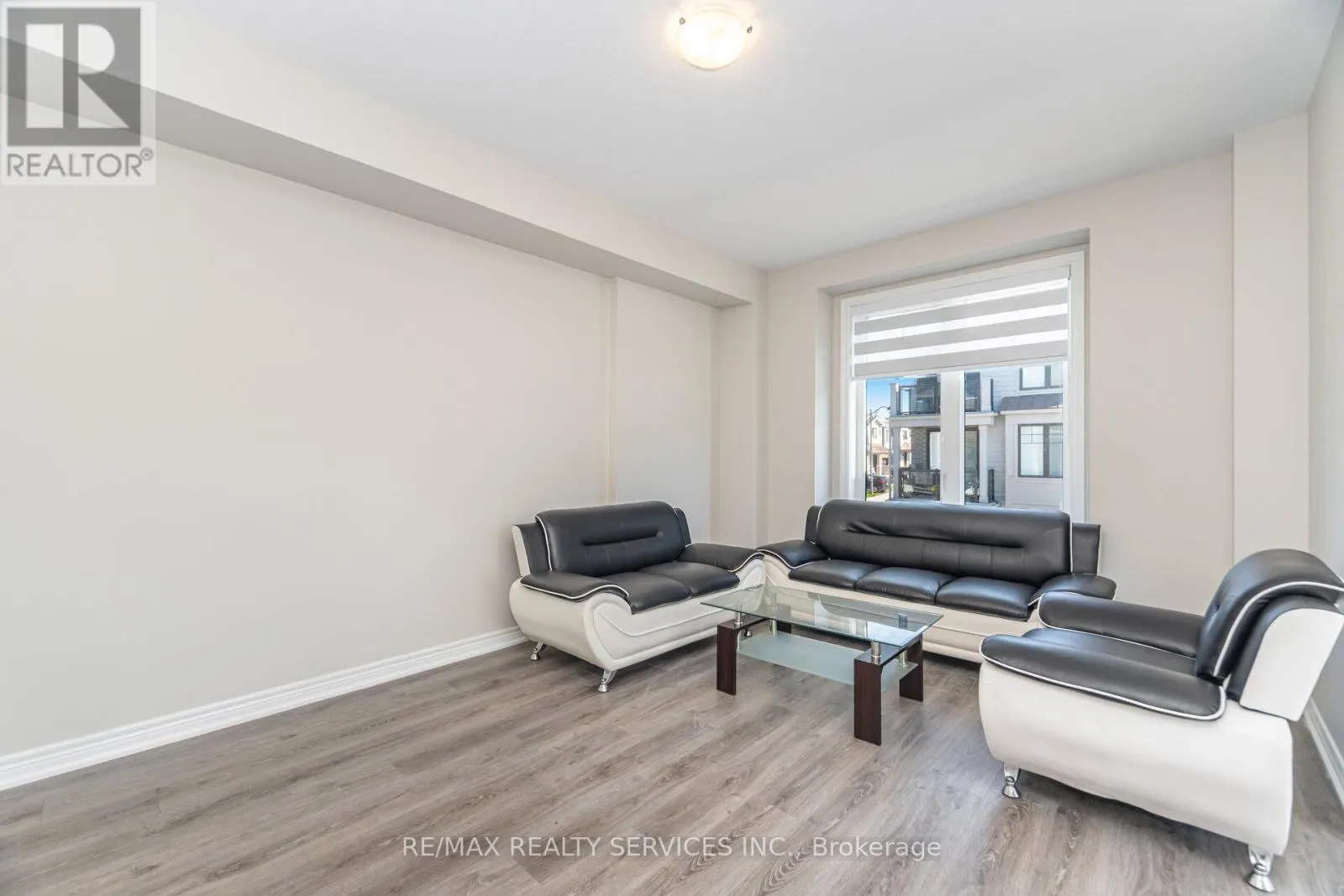 113 - 10 BIRMINGHAM DRIVE