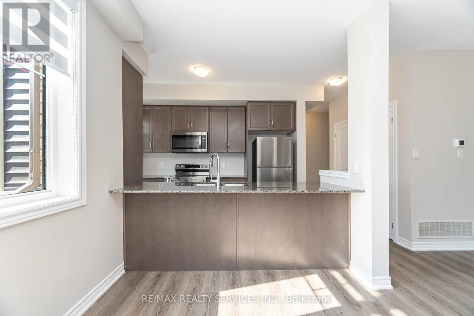 113 - 10 BIRMINGHAM DRIVE
