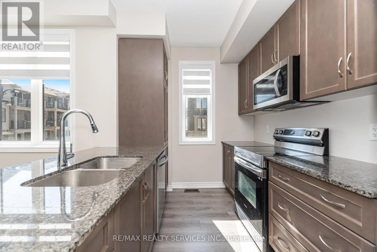 113 - 10 BIRMINGHAM DRIVE