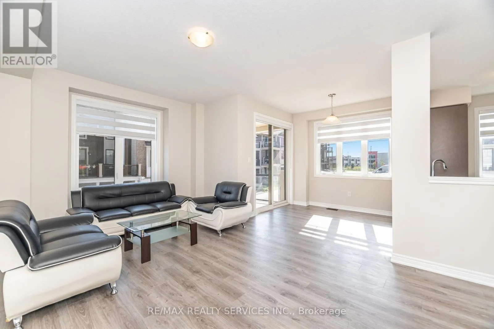113 - 10 BIRMINGHAM DRIVE