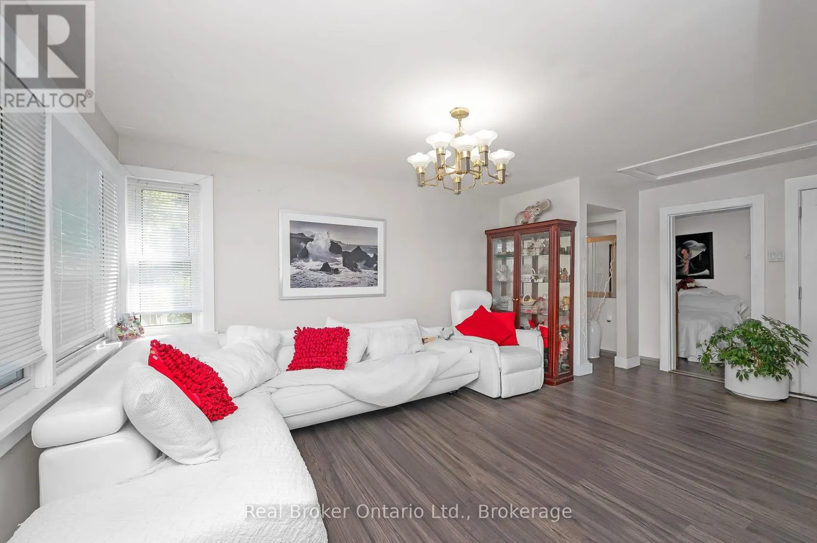 625 SIMS AVENUE