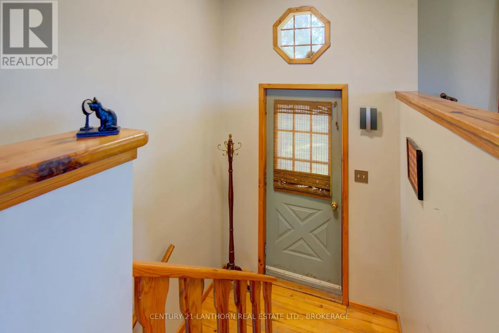 895 NINTH CONCESSION ROAD