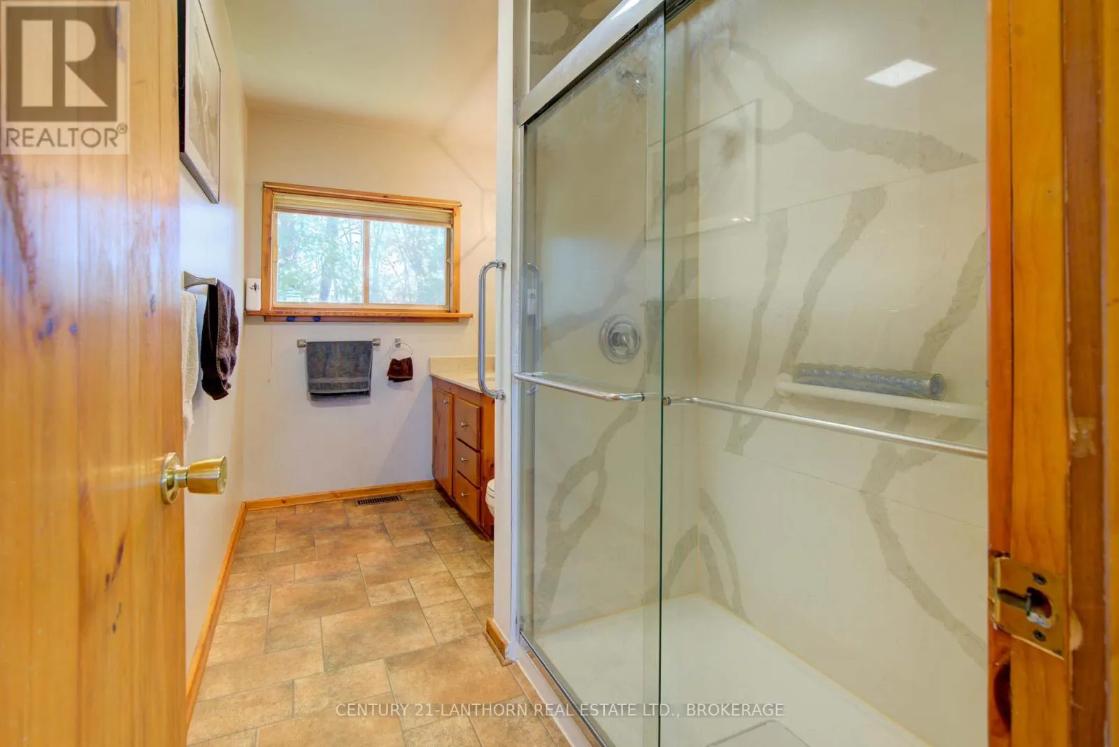 895 NINTH CONCESSION ROAD