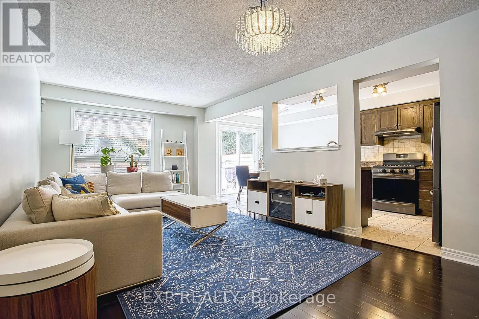 2 - 25 IVYBRIDGE DRIVE