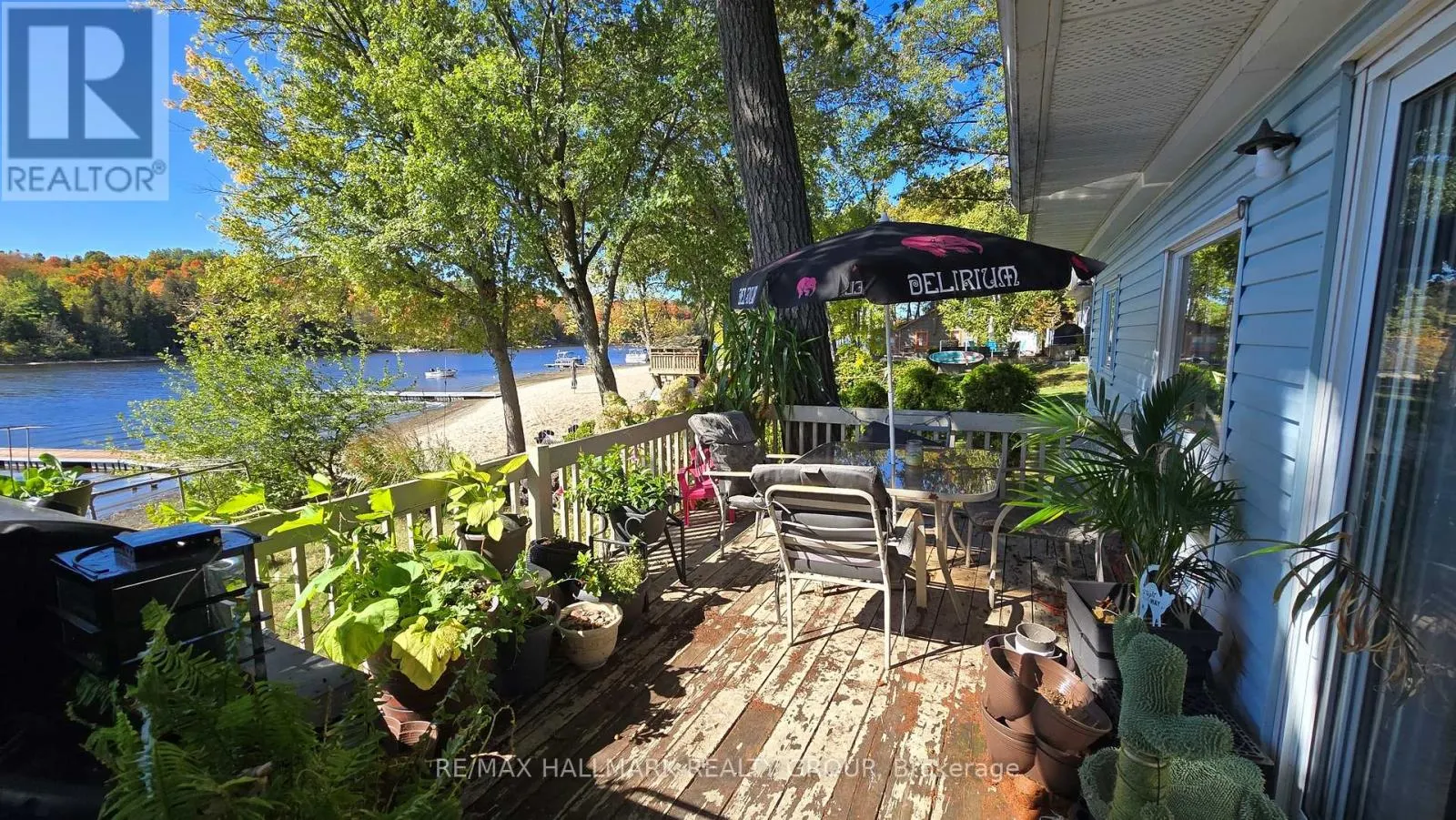 1048 BAYVIEW DRIVE