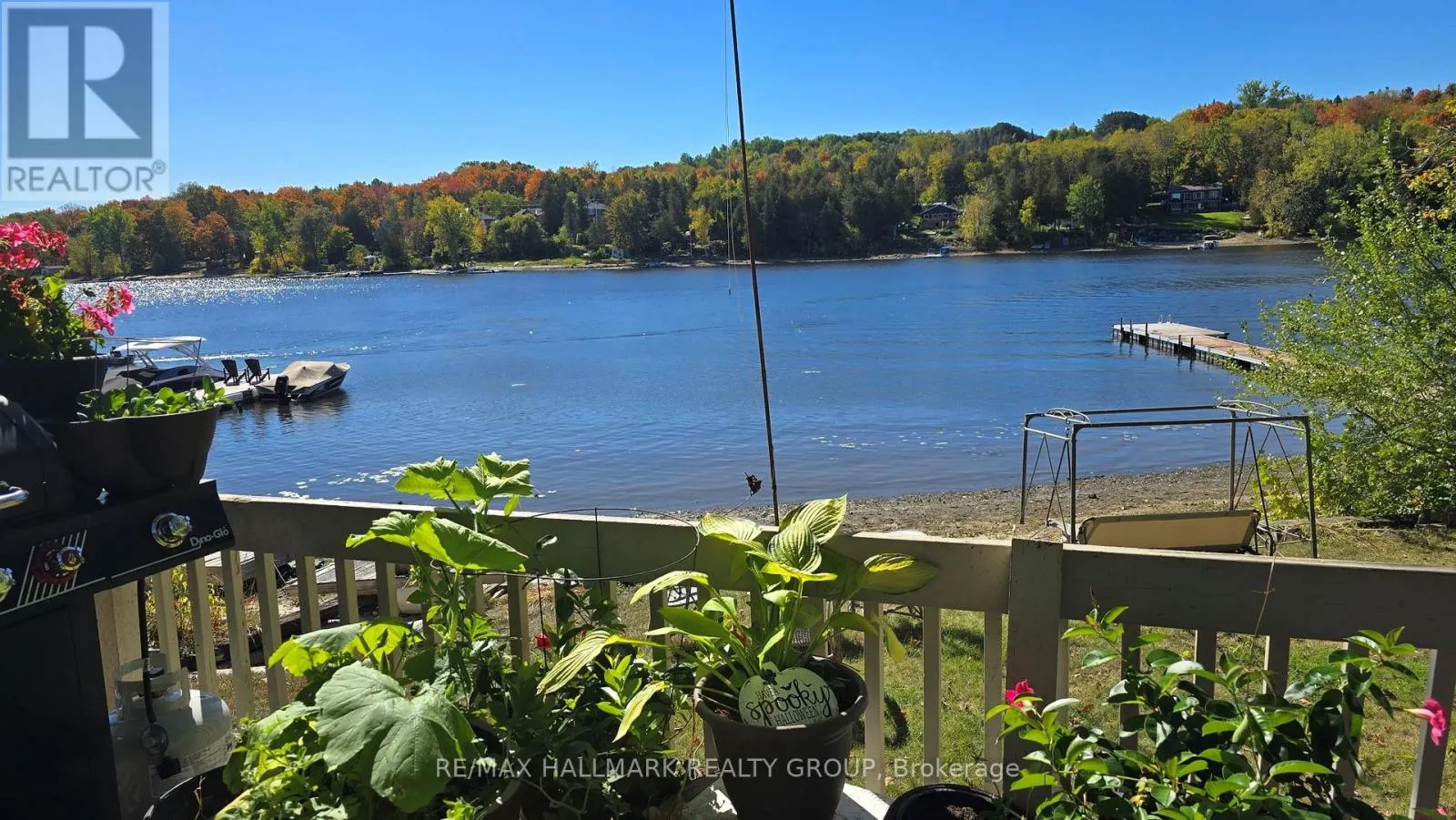 1048 BAYVIEW DRIVE