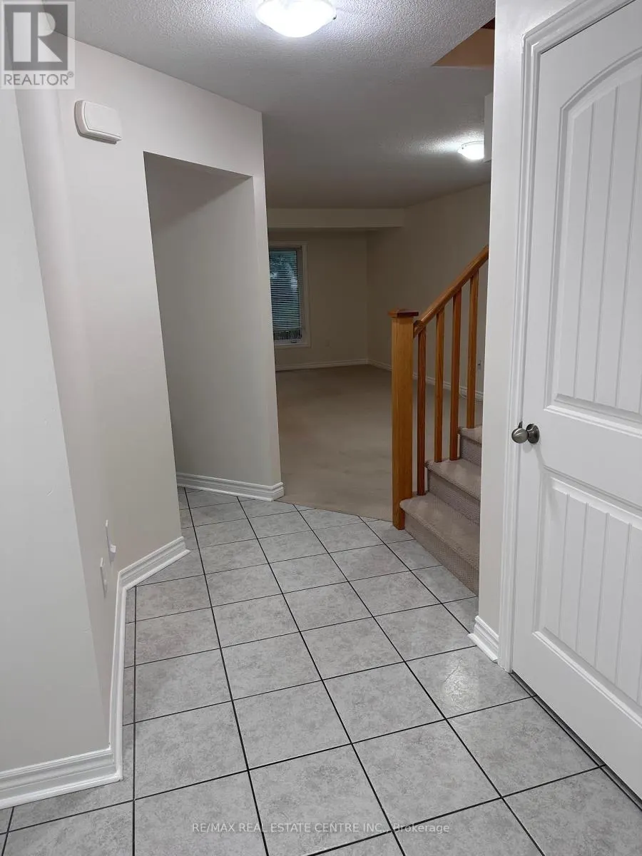 61 LAUGHLAND LANE